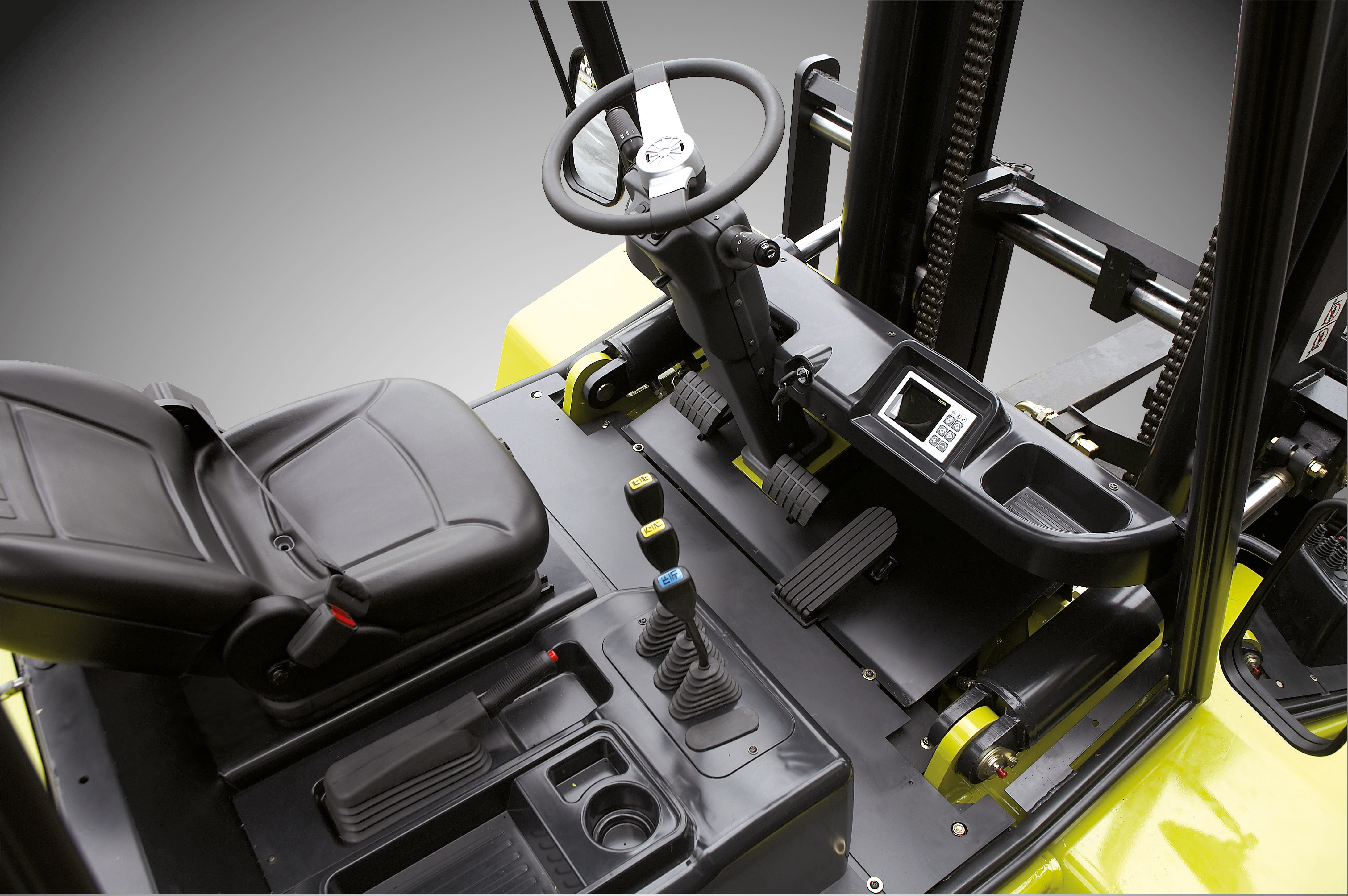Painel LCD SMART 5,6 polegadas Clark C-Series — diagnostico de motor, combustivel e horas de operacao