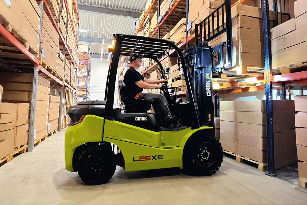 Clark LXE elevação máxima