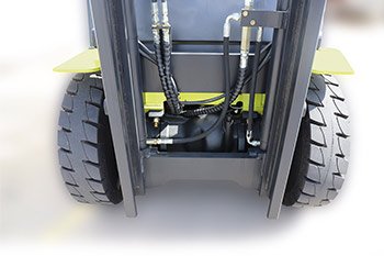 Clark S40-S60 em operacao em armazem — GLP cushion